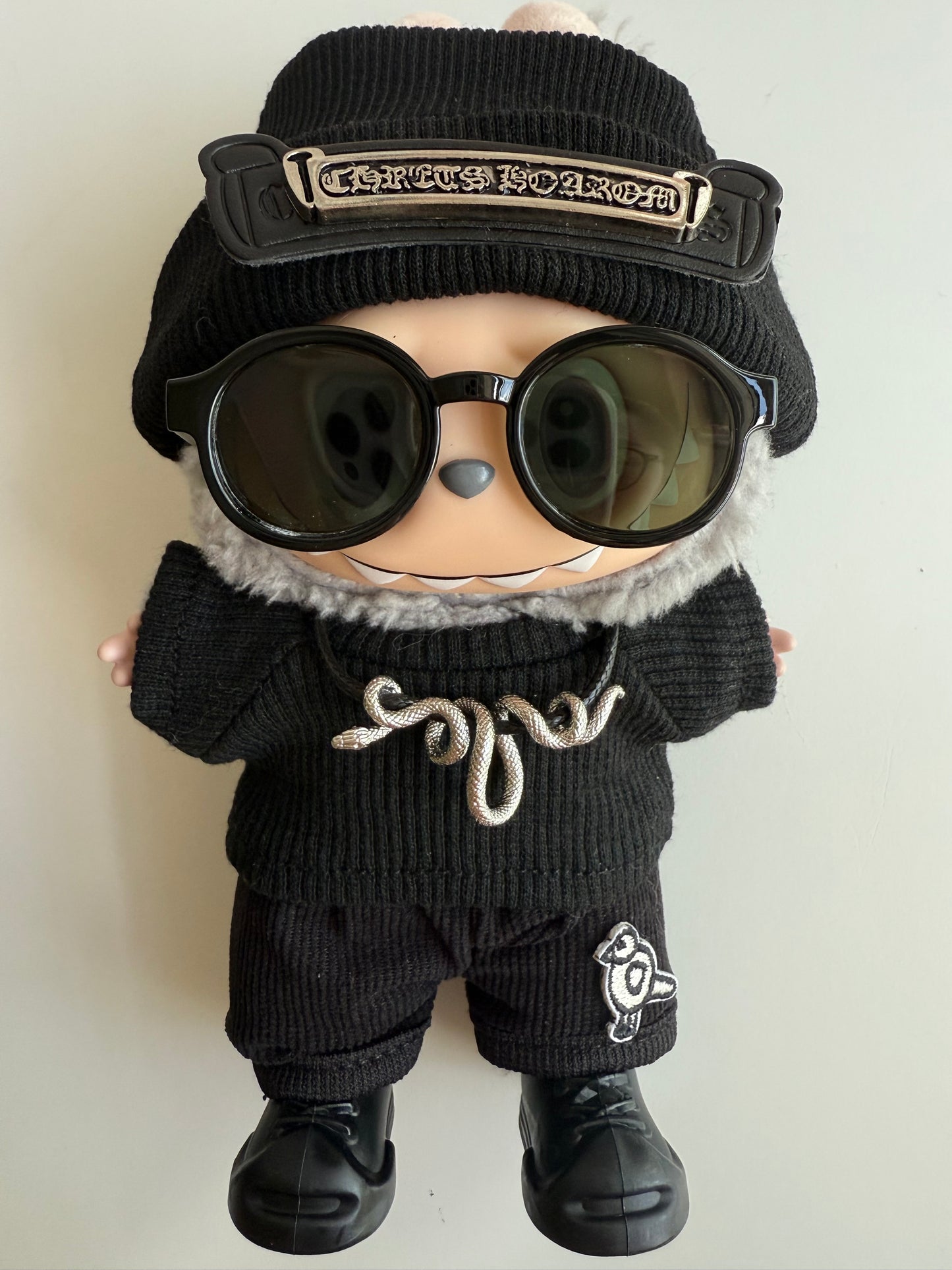 Black Streetwear Outfit Set for Labubu – Beanie, Shades, Knit Top, Shorts & Shoes | Dark Punk Style Doll Clothes Set