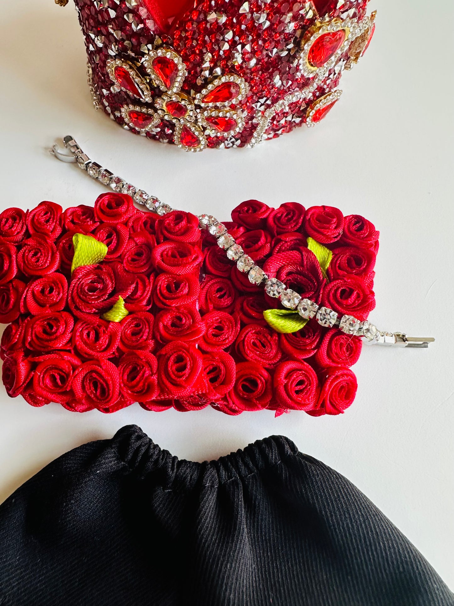 The Crowned Stage King