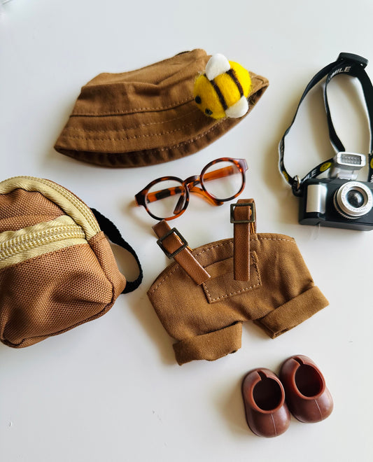 Forest Explorer Outfit for Labubu – Hat, Glasses, Backpack, Camera & Shoes