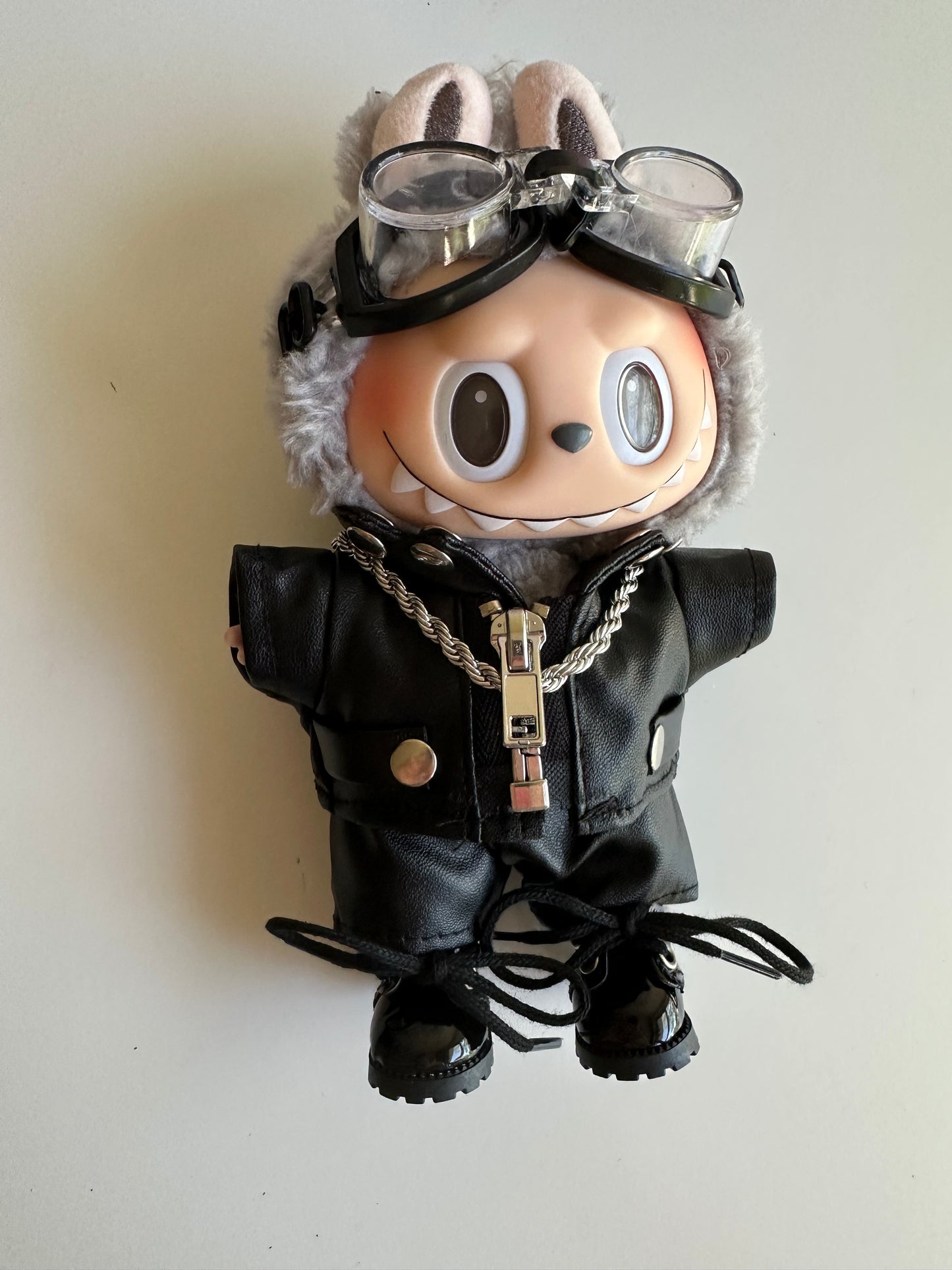 Biker Leather Outfit for Labubu – Black Jacket, Shorts, Goggles, Chain & Shoes