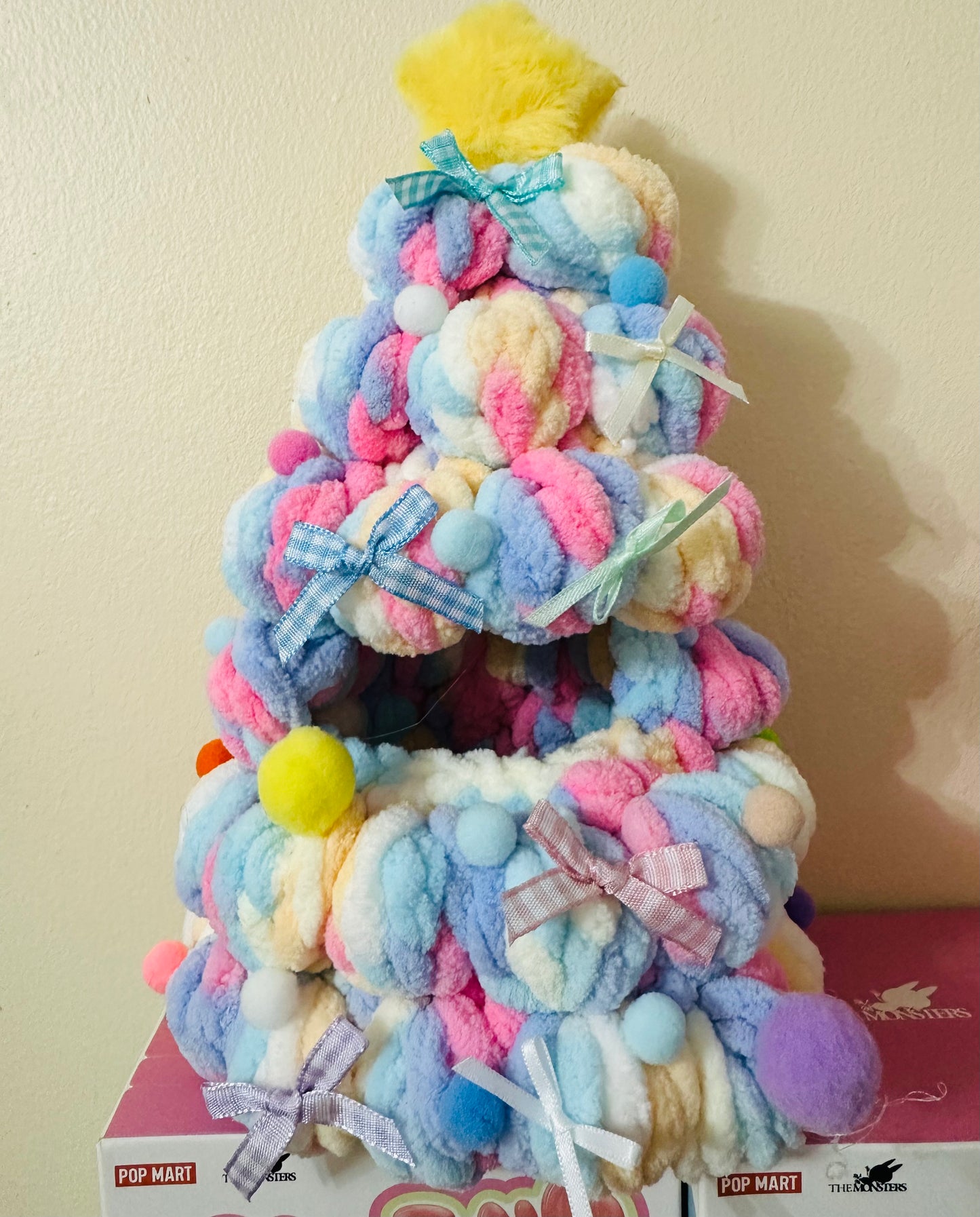 Macaron Holiday Dream